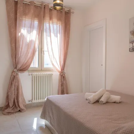 Holiday home Claudio E Maria Grazia *
